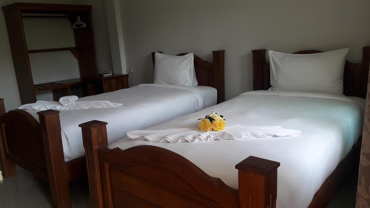 Suksopha Resort Prachuap Khiri Khan Exteriör bild